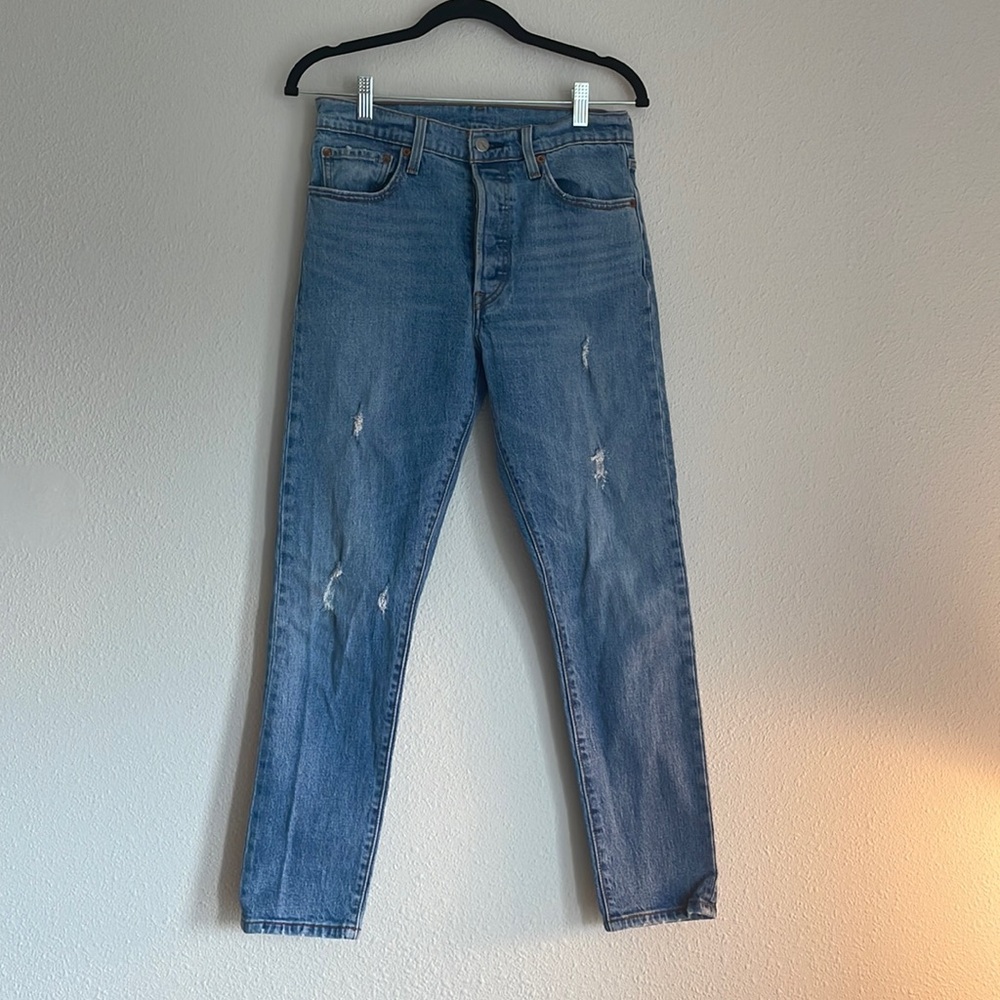 Levi’s 501 denim jeans size 28